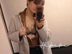 ちょっと露出?🤫