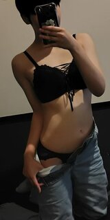 本日23時まで出勤してます🍀︎